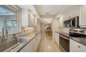 5110 MELDON CIRCLE, SARASOTA, FL 34232 Sold 12/17/24