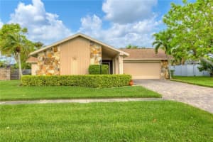 3625 KINGSTON BOULEVARD, SARASOTA, FL 34238 Sold 02/25/25