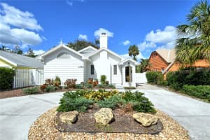 1863 BOUGAINVILLEA STREET, SARASOTA, FL 34239 Sold 11/22/24
