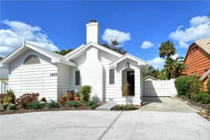 1863 BOUGAINVILLEA STREET, SARASOTA, FL 34239 Sold 11/22/24
