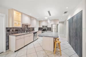 4388 FOREMERE PLACE, SARASOTA, FL 34231 Sold 03/12/25