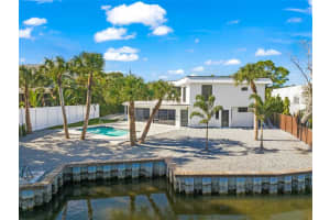 4915 PRIMROSE PATH, SARASOTA, FL 34242 Sold 10/22/25