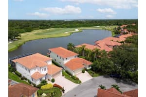 4561 Murcia Blvd #13, SARASOTA