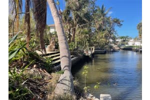 337 AVENIDA MADERA, SARASOTA, FL 34242 Sold 12/26/24