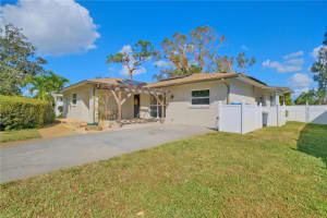 6727 5TH STREET, BRADENTON, FL 34207 Sold 01/08/25