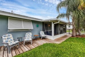 1686 CHAPLINE LANE, SARASOTA, FL 34231 - MLS#MFRA4627986