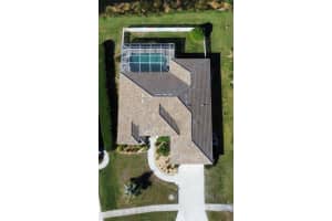 1075 EISENHOWER DRIVE, NOKOMIS, FL 34275 Sold 03/11/25