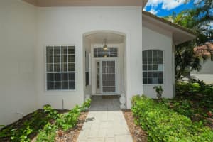 5643 DOWNHAM MEADOWS, SARASOTA, FL 34235 - MLS#MFRA4628011