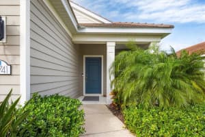 12741 COASTAL BREEZE WAY, BRADENTON, FL 34211 Sold 04/04/25