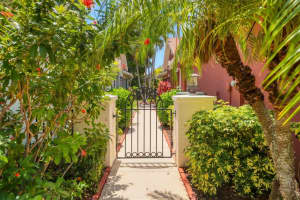 3810 BRIDLECREST LANE, BRADENTON, FL 34209 Sold 12/20/24