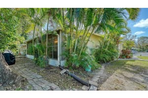 766 JEFFERSON AVENUE, SARASOTA, FL 34237 Sold 12/04/25