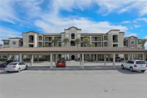 16814 Vardon Ter #303, BRADENTON