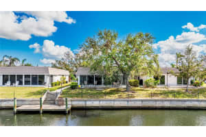 2138 RIVERBLUFF PARKWAY, SARASOTA, FL 34231 Sold 01/08/25