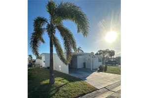 2301 16TH STREET, BRADENTON, FL 34205 - MLS#MFRA4628105