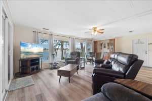 808 53RD AVENUE, BRADENTON, FL 34203 Sold 03/27/25