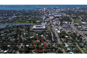 217 SHADE AVENUE, SARASOTA, FL 34237 - MLS#MFRA4628117