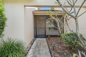 3901 OAKHURST BOULEVARD, SARASOTA, FL 34233 Sold 04/23/25