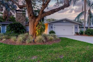 5610 CREEKWOOD DRIVE, SARASOTA, FL 34233 Sold 12/13/24