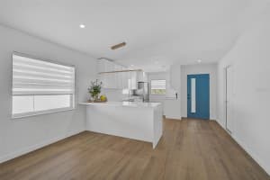 2757 FLOYD STREET, SARASOTA, FL 34239 Sold 01/31/25