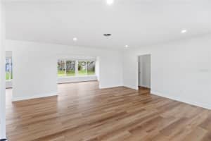 601 SHERIDAN DRIVE, VENICE, FL 34293 Sold 04/17/25