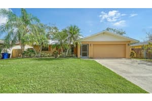 2139 UPTON AVENUE, SARASOTA, FL 34232 Sold 12/23/24