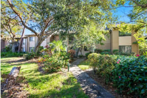 1717 PELICAN COVE ROAD, SARASOTA, FL 34231 Sold 06/18/25