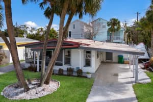 205 67TH STREET, HOLMES BEACH, FL 34217 Sold 11/22/24