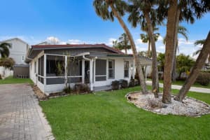 205 67TH STREET, HOLMES BEACH, FL 34217 Sold 11/22/24