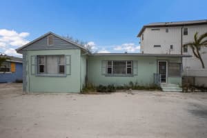 103 12TH STREET, BRADENTON BEACH, FL 34217 Sold 12/03/24