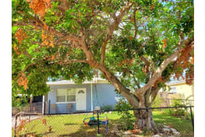 5804 15TH STREET, BRADENTON, FL 34207 Sold 05/15/25