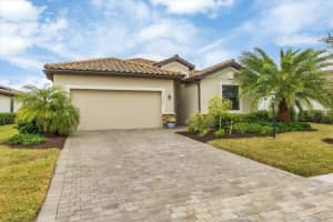 17339 BLUE RIDGE PLACE, LAKEWOOD RANCH, FL 34211 Sold 02/11/25