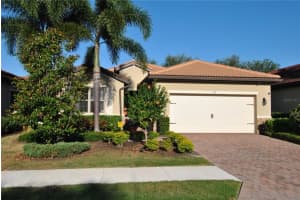 135 Ventosa Pl, NOKOMIS