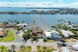 550 59TH AVENUE, ST PETE BEACH, FL 33706 Sold 02/21/25