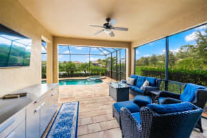 6902 HANOVER COURT, BRADENTON, FL 34202 Sold 01/07/25