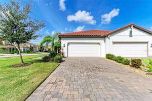 2324 SPRINGHAVEN LANE, BRADENTON, FL 34211 Sold 05/28/25
