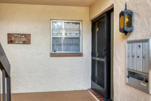 2724 CLUBHOUSE DRIVE, SARASOTA, FL 34232 Sold 03/21/25