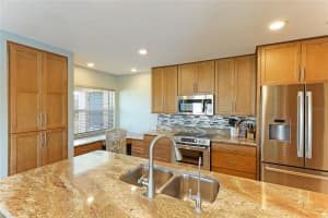 341 108TH STREET, BRADENTON, FL 34209 Sold 05/01/25
