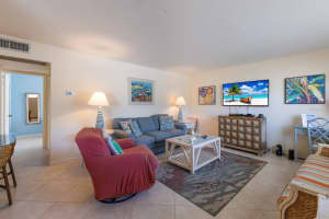 3000 GULF DRIVE, HOLMES BEACH, FL 34217 Sold 02/28/25