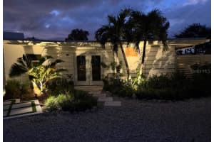 6304 BEECHWOOD AVENUE, SARASOTA, FL 34231 - MLS#MFRA4628886