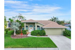 4877 WILDE POINTE DRIVE, SARASOTA, FL 34233 Sold 01/08/25