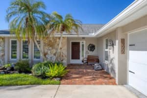 5666 BENEVA WOODS CIRCLE, SARASOTA, FL 34233 Sold 04/30/25