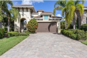 4011 5TH AVENUE, BRADENTON, FL 34208 Sold 05/06/25