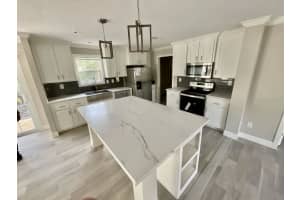 19418 246TH STREET, OKEECHOBEE, FL 34972 Sold 02/26/25