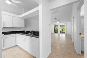630 JEFFERSON AVENUE, SARASOTA, FL 34237 Sold 03/11/25