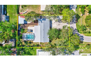 2724 MONTEREY STREET, SARASOTA, FL 34231 Sold 01/28/25