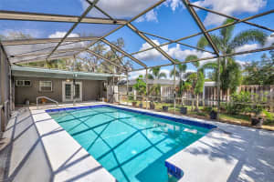 2724 MONTEREY STREET, SARASOTA, FL 34231 Sold 01/28/25