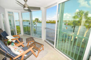 1350 PORTOFINO DRIVE, SARASOTA, FL 34242 Sold 02/21/25
