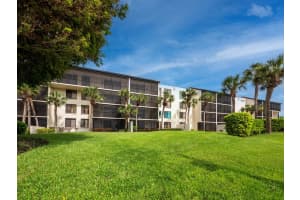 1955 GULF OF MEXICO DRIVE, LONGBOAT KEY, FL 34228 Sold 12/16/24