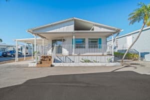 83 TWIN SHORES BOULEVARD, LONGBOAT KEY, FL 34228 Sold 05/08/25