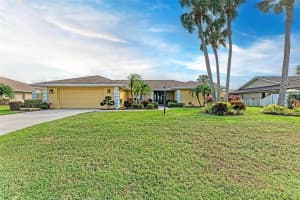 5663 COUNTRY LAKES DRIVE, SARASOTA, FL 34243 Sold 03/25/25
